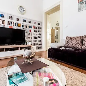 Bpr Purehome , Budapest Ungarn